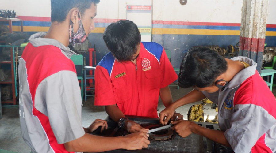 peluang kerja otomotif